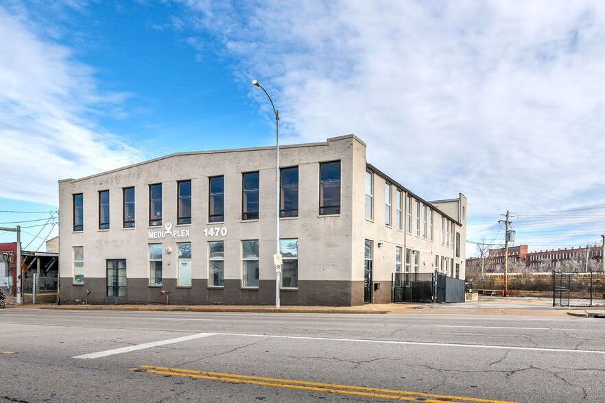 1470 S Vandeventer Ave, Saint Louis, MO for sale - Building Photo - Image 1 of 19
