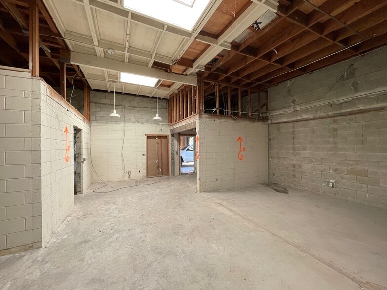 1501 Jackson St, Oakland, CA for lease - Building Photo - Image 3 of 8