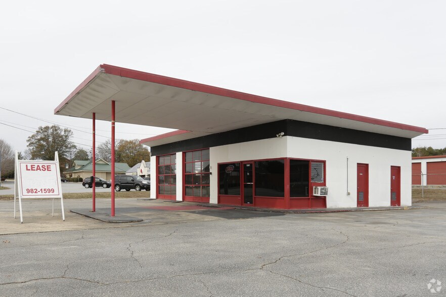 1961 E Main St, Easley, SC for sale - Primary Photo - Image 1 of 1