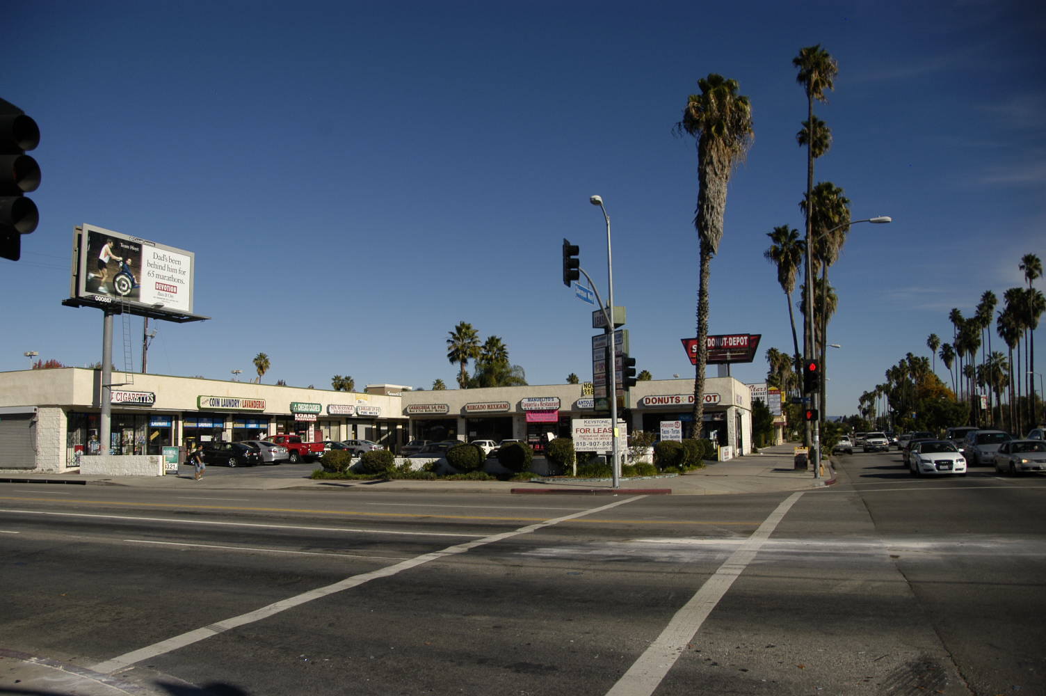 20451-20475 Sherman Way, Canoga Park, CA for lease Building Photo- Image 1 of 5