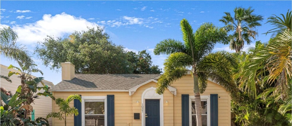 1021 N Palmway, Lake Worth Beach, FL for sale - Primary Photo - Image 1 of 1