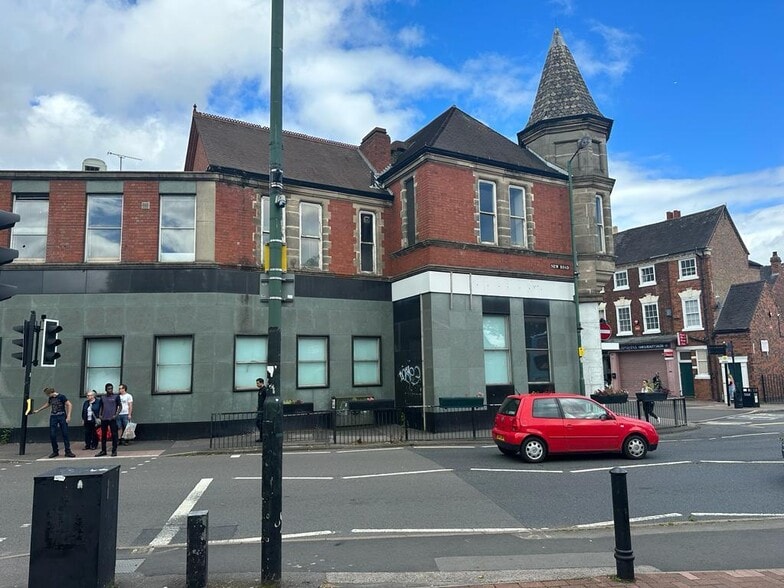 1-3 Market Pl, Willenhall for sale - Building Photo - Image 1 of 3