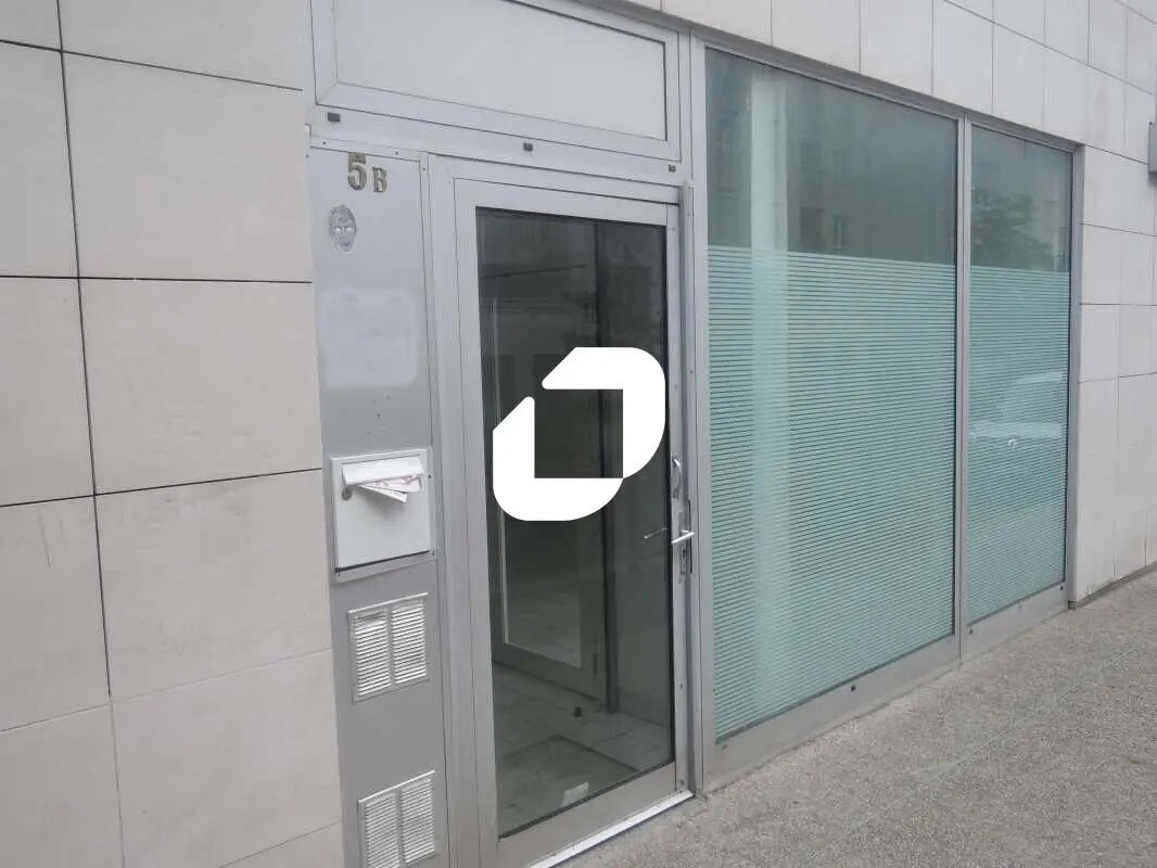 Office in Saint-Mandé for sale Building Photo- Image 1 of 9