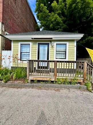 More details for 111 Main St, Winterport, ME - Retail for Sale