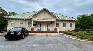 More details for 37 Calumet Pky, Newnan, GA - Office for Lease