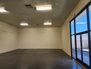 1515 E Tulare Ave, Tulare, CA for lease Interior Photo- Image 1 of 23