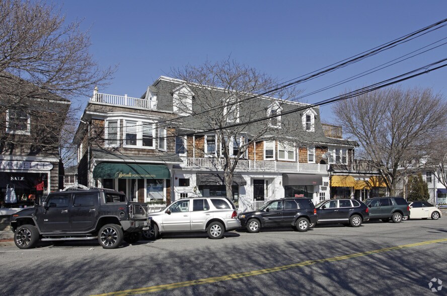 90 Main St, Westhampton Beach, NY for sale - Primary Photo - Image 1 of 1