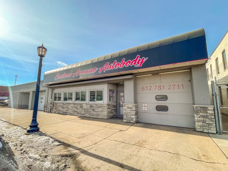 2628 Central Ave NE, Minneapolis, MN for sale - Building Photo - Image 2 of 28