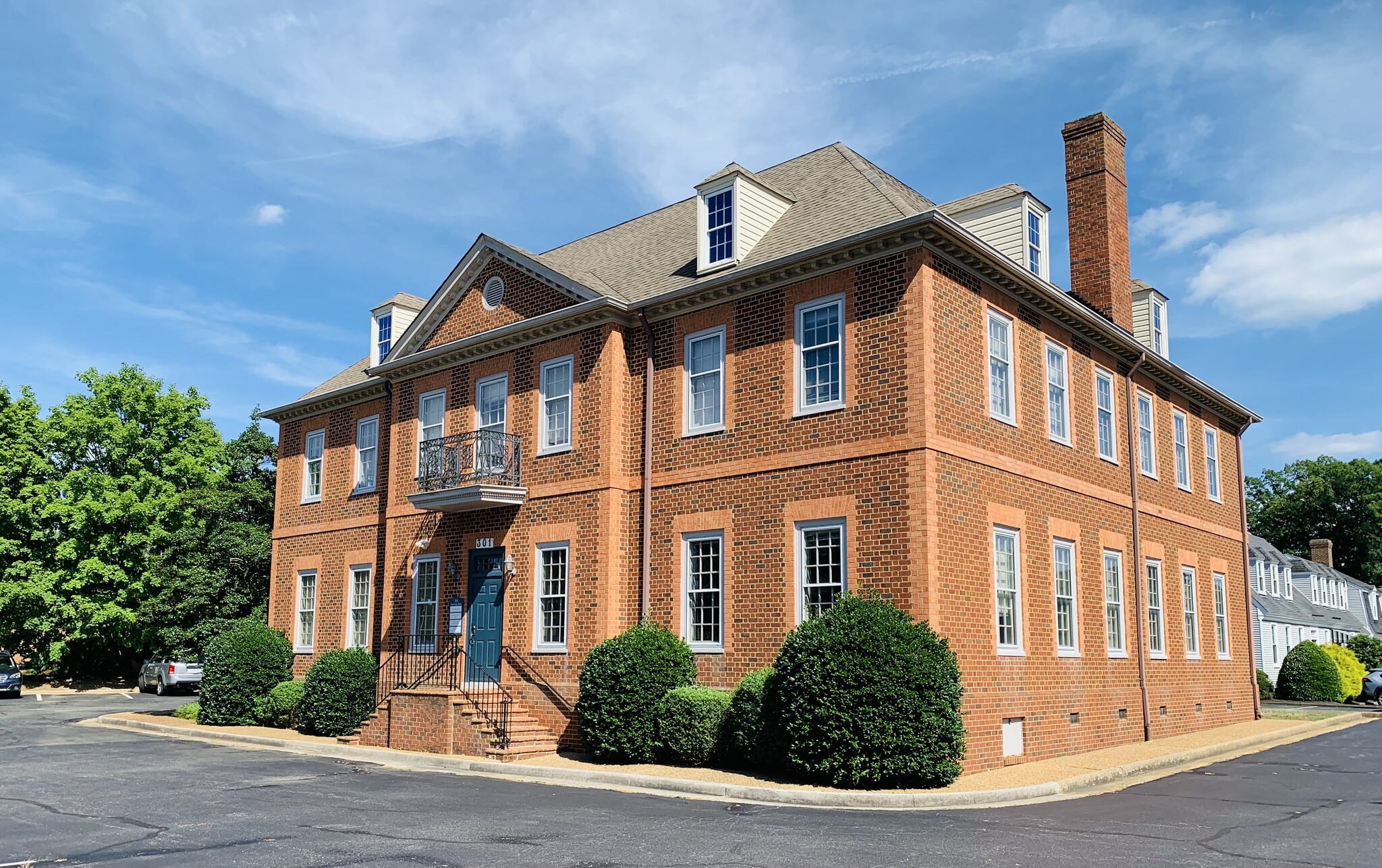301 Southlake Blvd, Richmond, VA for lease Building Photo- Image 1 of 1