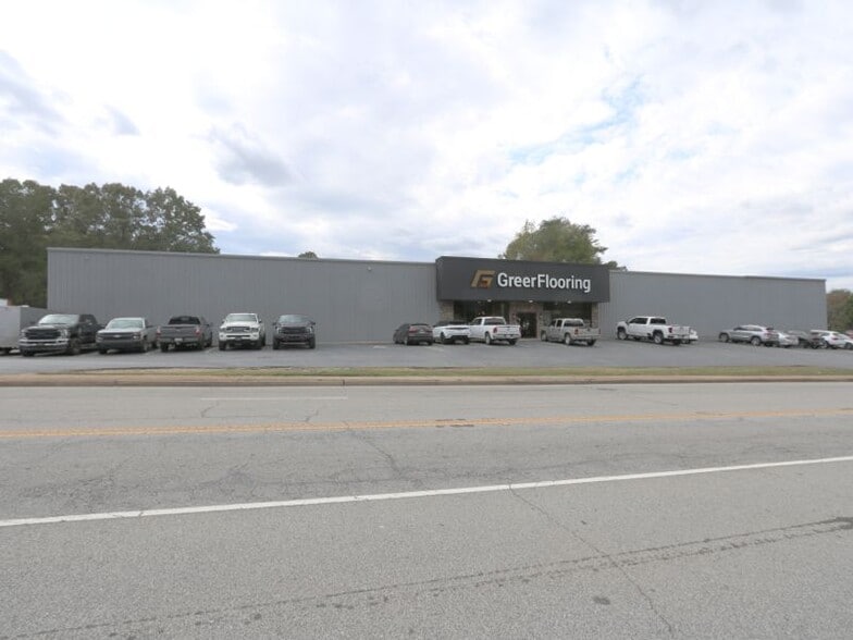 913 N Main St, Greer, SC for sale - Building Photo - Image 1 of 10