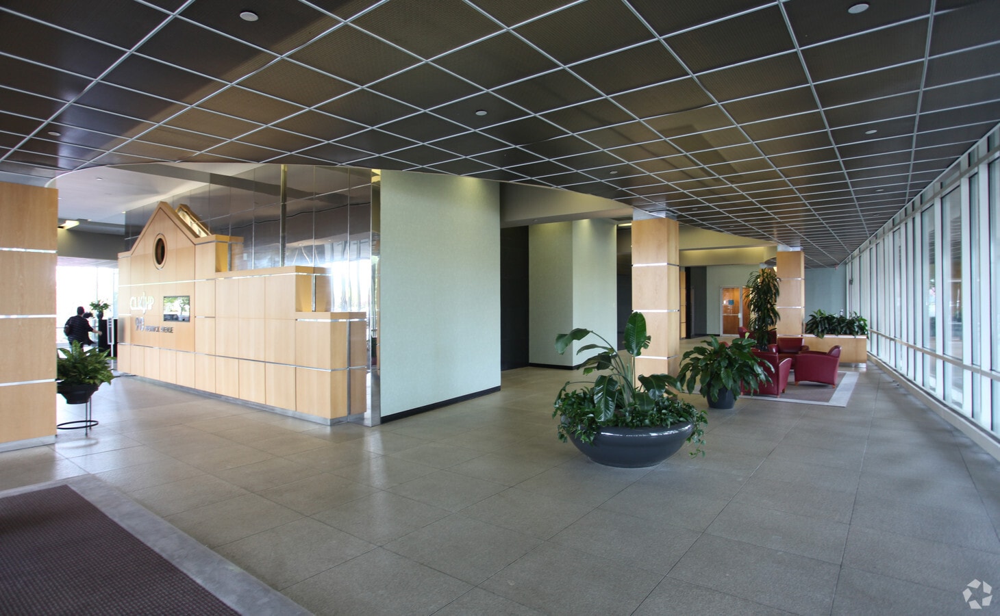 90 Merrick Ave, East Meadow, NY 11554 Financial Center Mitchel Field