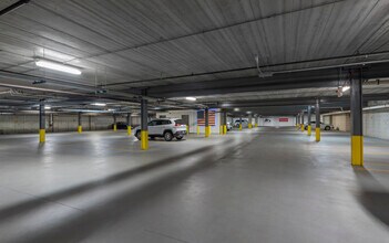 150 Harvester Dr, Burr Ridge, IL for lease Building Photo- Image 2 of 5