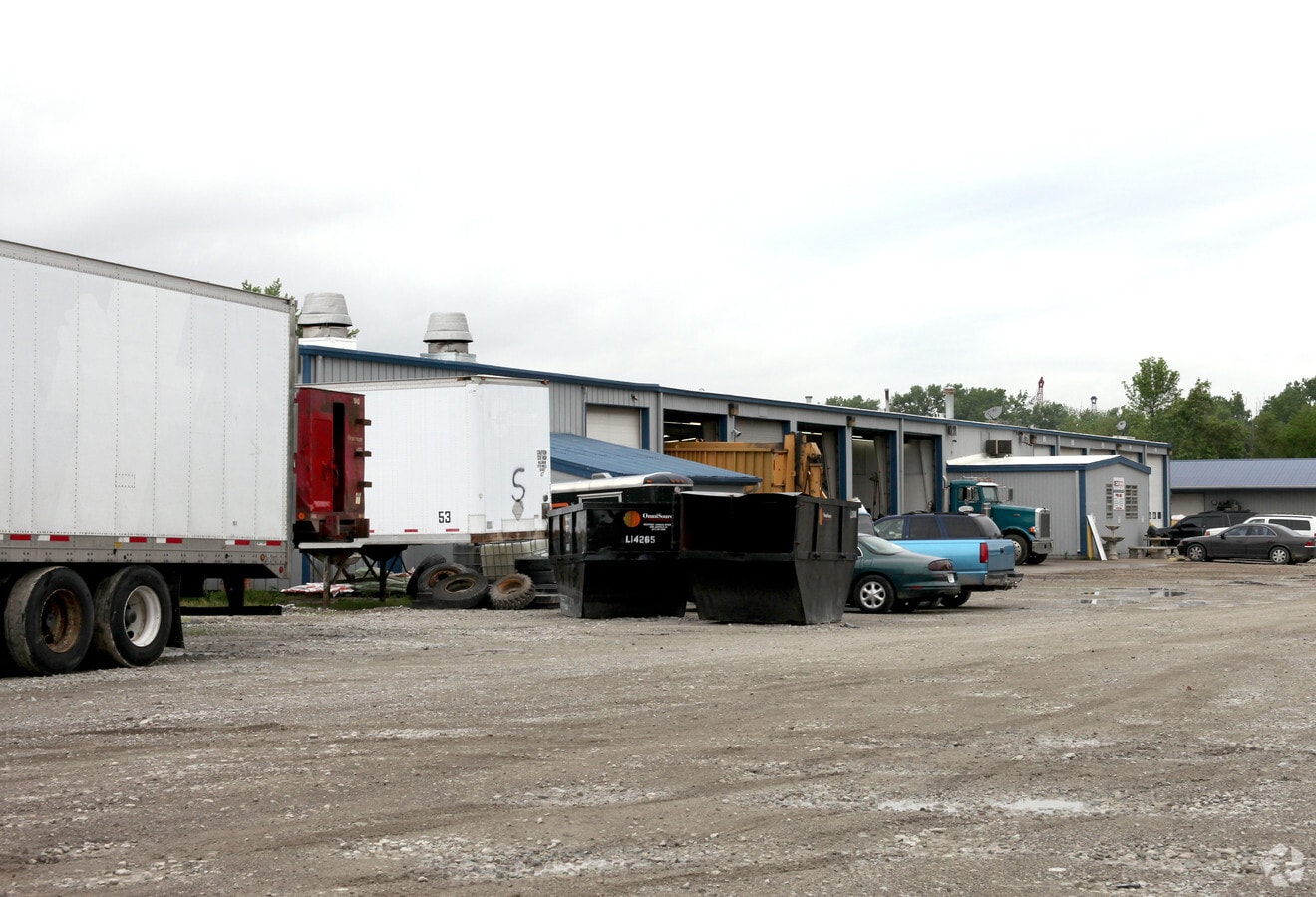 610 W Troy Ave, Indianapolis, IN 46225