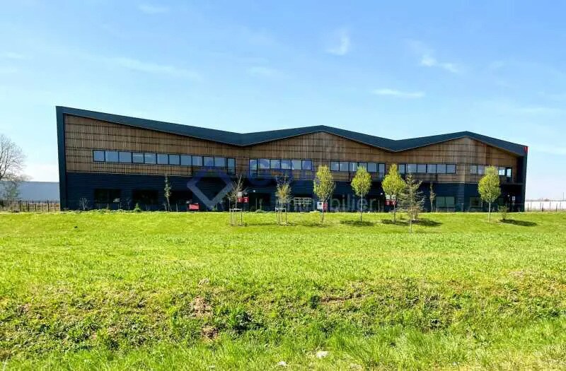 Flex in Moissy-Cramayel for sale Building Photo- Image 1 of 6