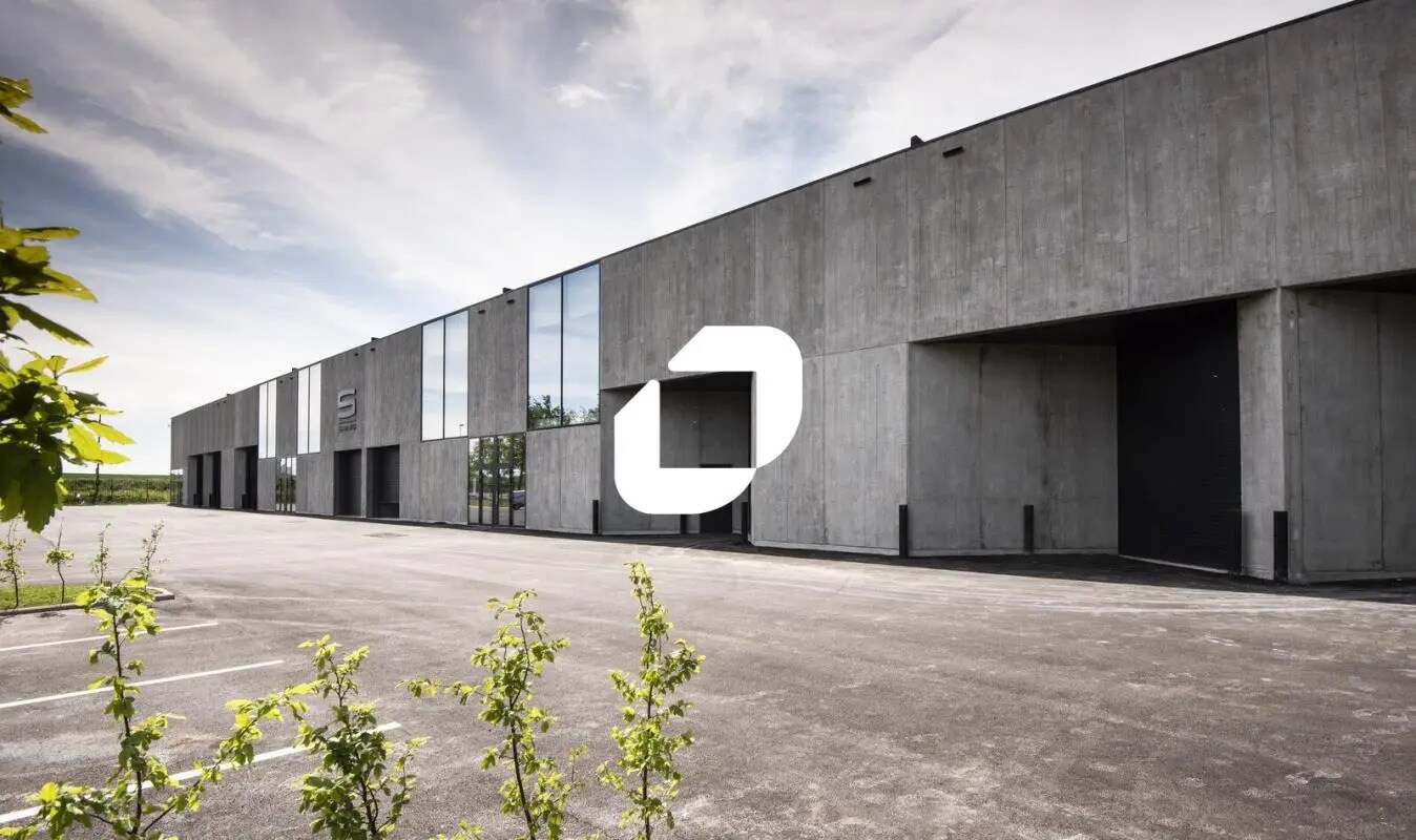 Office in Loos for lease Building Photo- Image 1 of 5