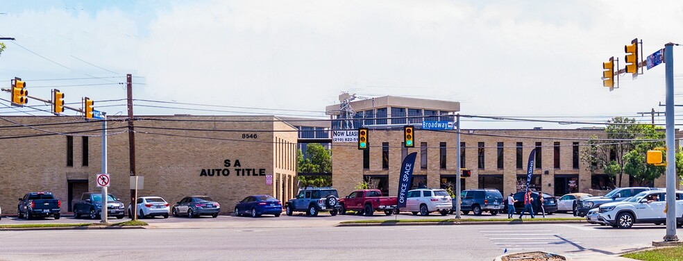 8546 Broadway St, San Antonio, TX for lease - Building Photo - Image 2 of 15