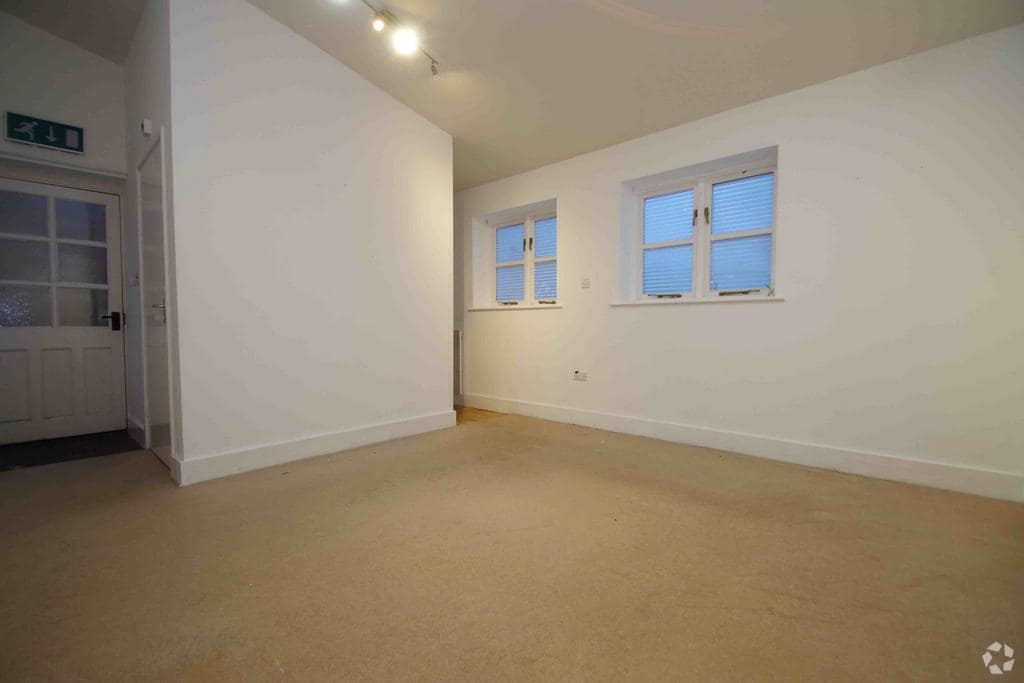 19-20 St Marys St, Wallingford for lease Interior Photo- Image 1 of 2