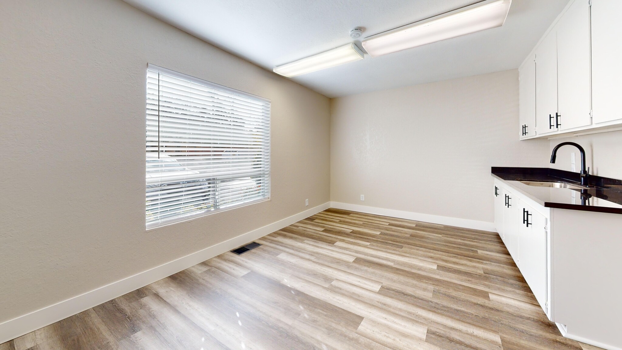 1300 West St, Redding, CA for lease Interior Photo- Image 1 of 23