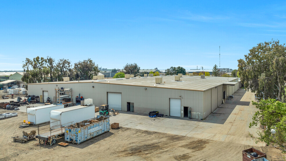 2645 S Chestnut Ave, Fresno, CA for sale - Building Photo - Image 3 of 23