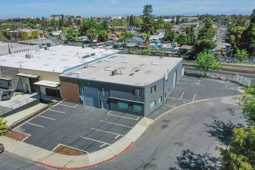 989 Shasta St, Redwood City, CA for lease - Aerial - Image 3 of 7