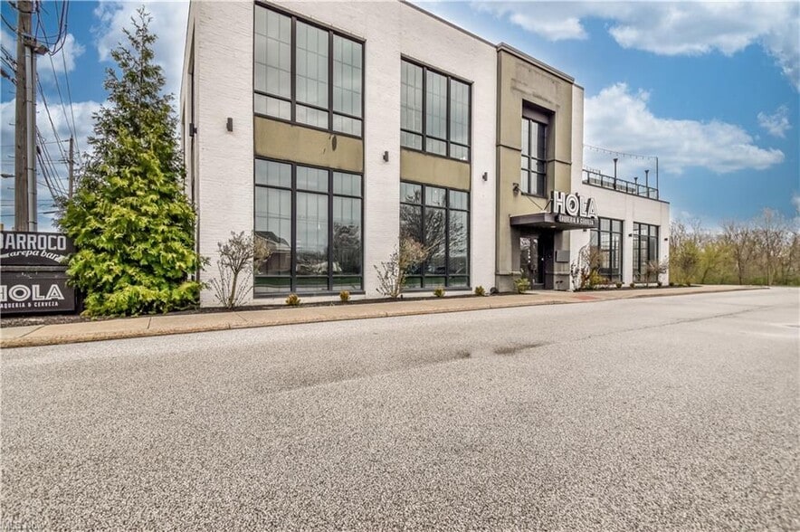 3941 Erie St, Willoughby, OH for lease - Building Photo - Image 3 of 34