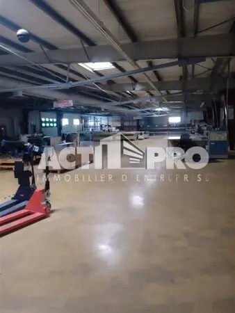 Industrial in Pia for lease - Interior Photo - Image 2 of 4