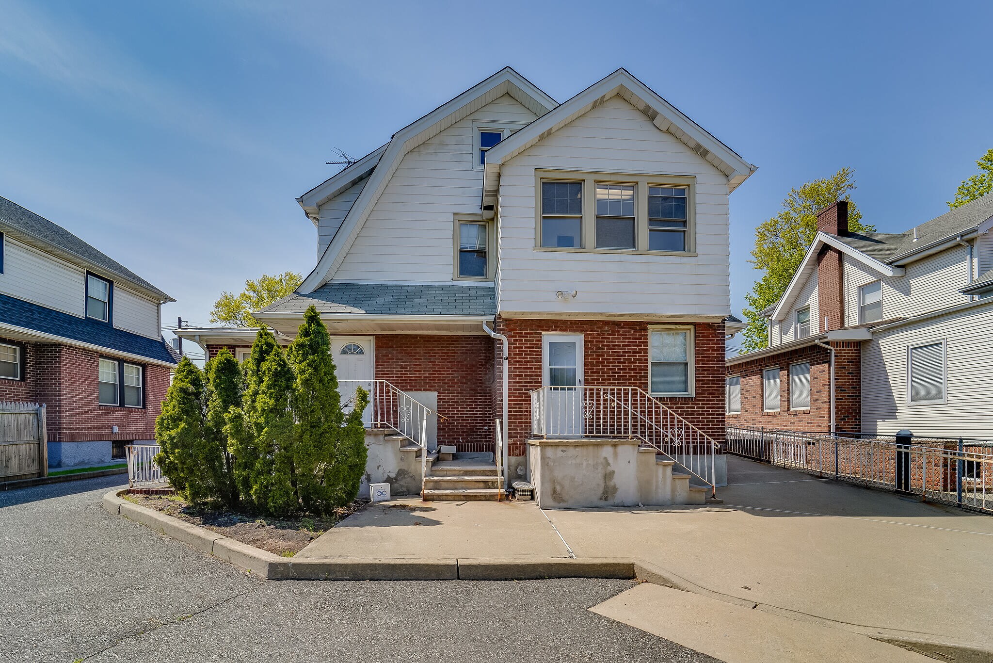 38 Summit Ave, Hackensack, NJ 07601 Office for Sale