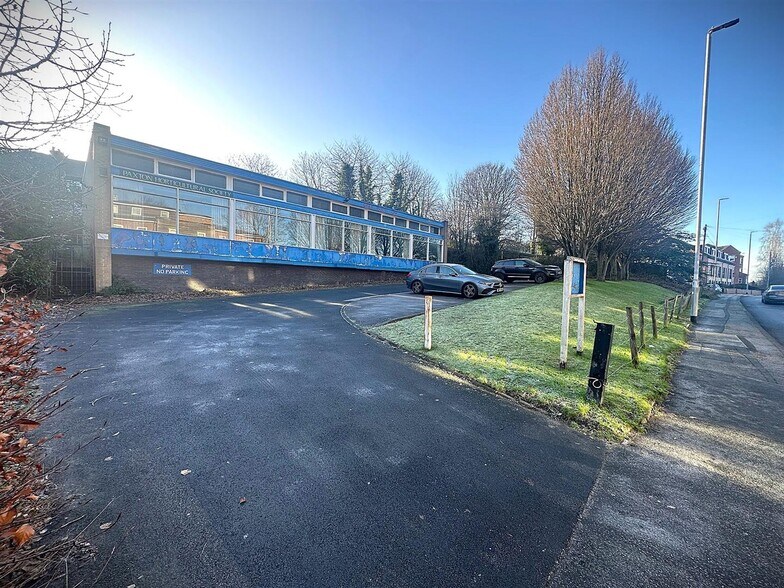 Kirkstall Ln, Leeds for sale - Building Photo - Image 1 of 6