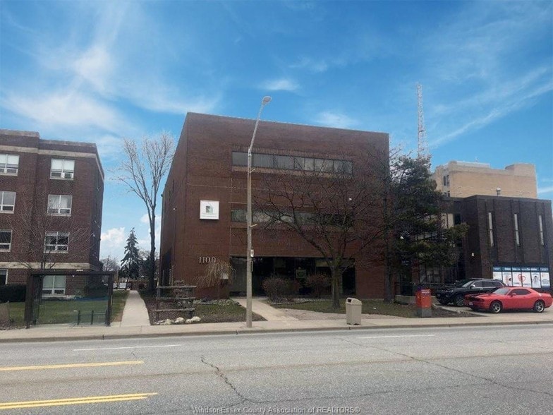 1100 Ouellette Ave, Windsor, ON for sale - Primary Photo - Image 1 of 1