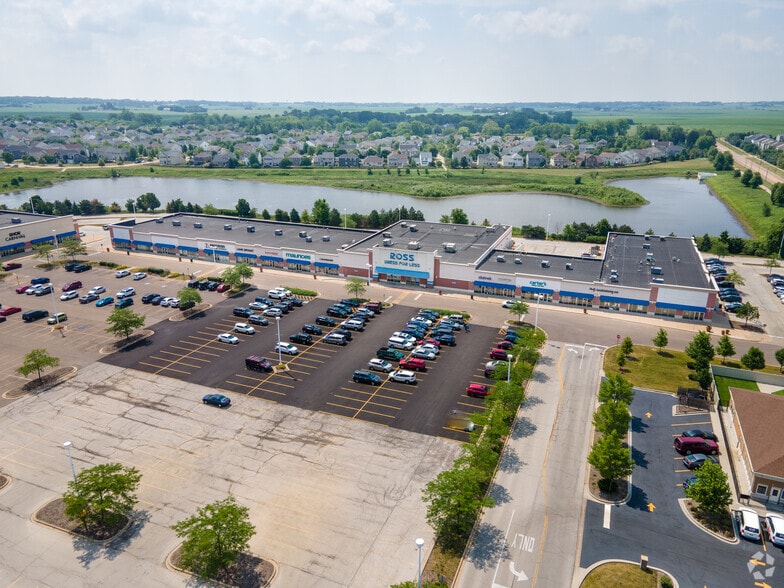 1680-1770 Douglas Rd, Oswego, IL for lease - Aerial - Image 2 of 5