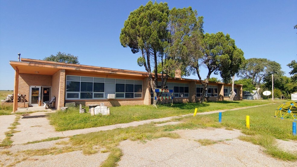 693 2nd Ave, Glade, KS for sale - Primary Photo - Image 1 of 1