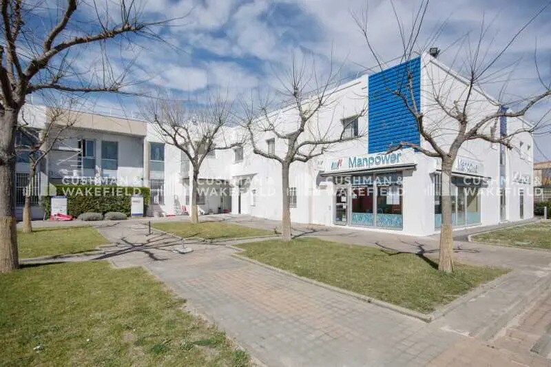 14 Boulevard De L'Europe, Vitrolles for lease - Building Photo - Image 2 of 8