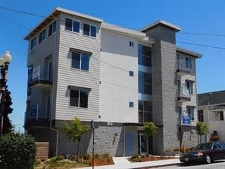 840 Linden Ave  