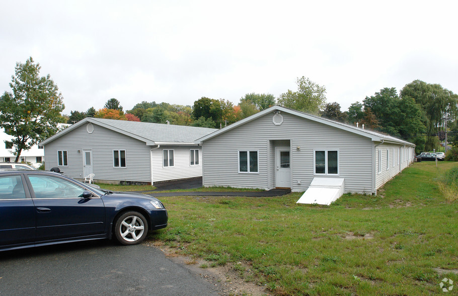 75 Troy Rd, East Greenbush, NY for sale - Building Photo - Image 2 of 8