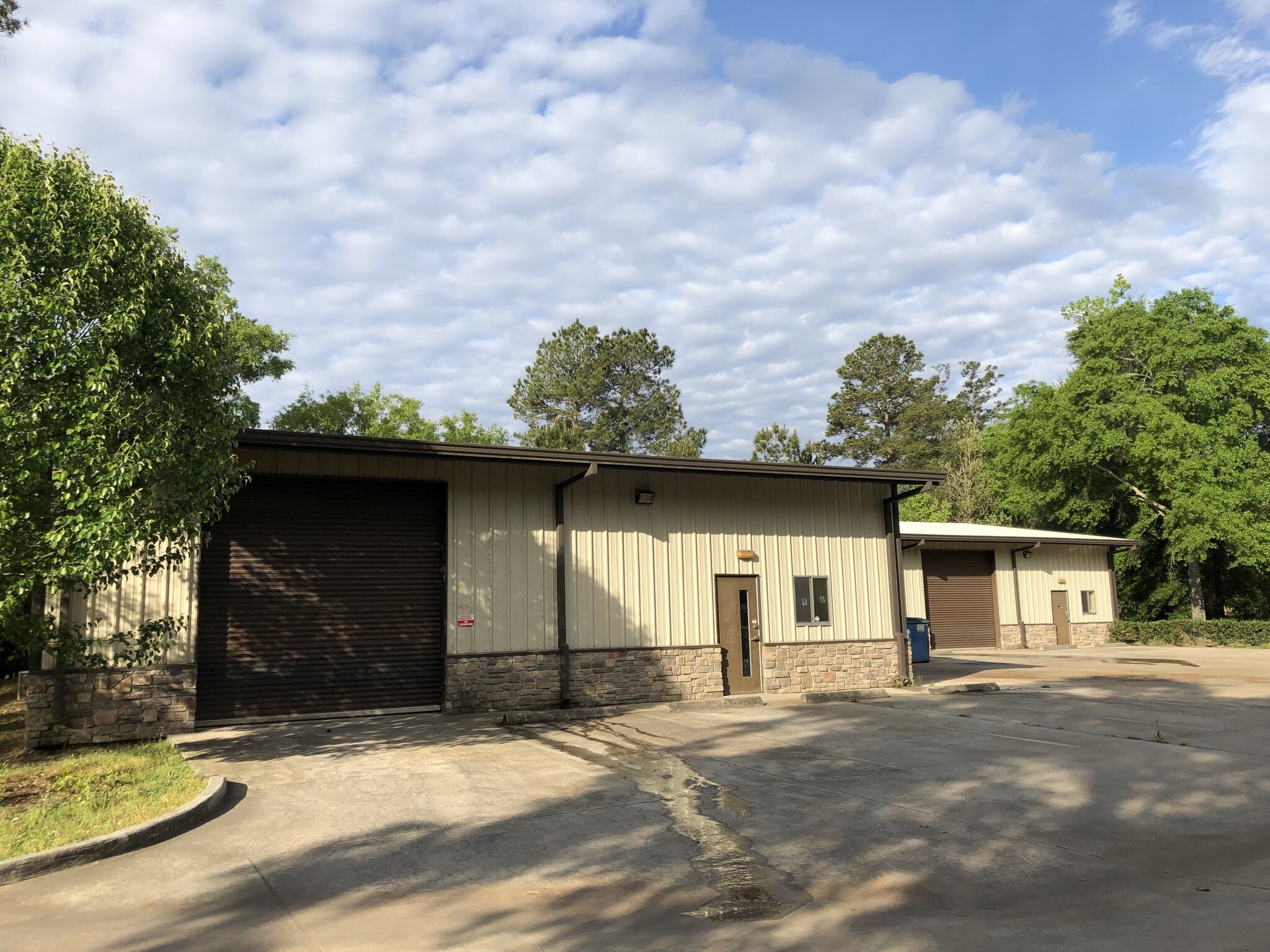 1510 E Dallas St, Conroe, TX for sale Other- Image 1 of 1