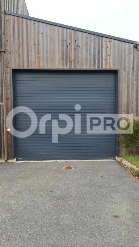 Industrial in Guérande for lease Building Photo- Image 1 of 4