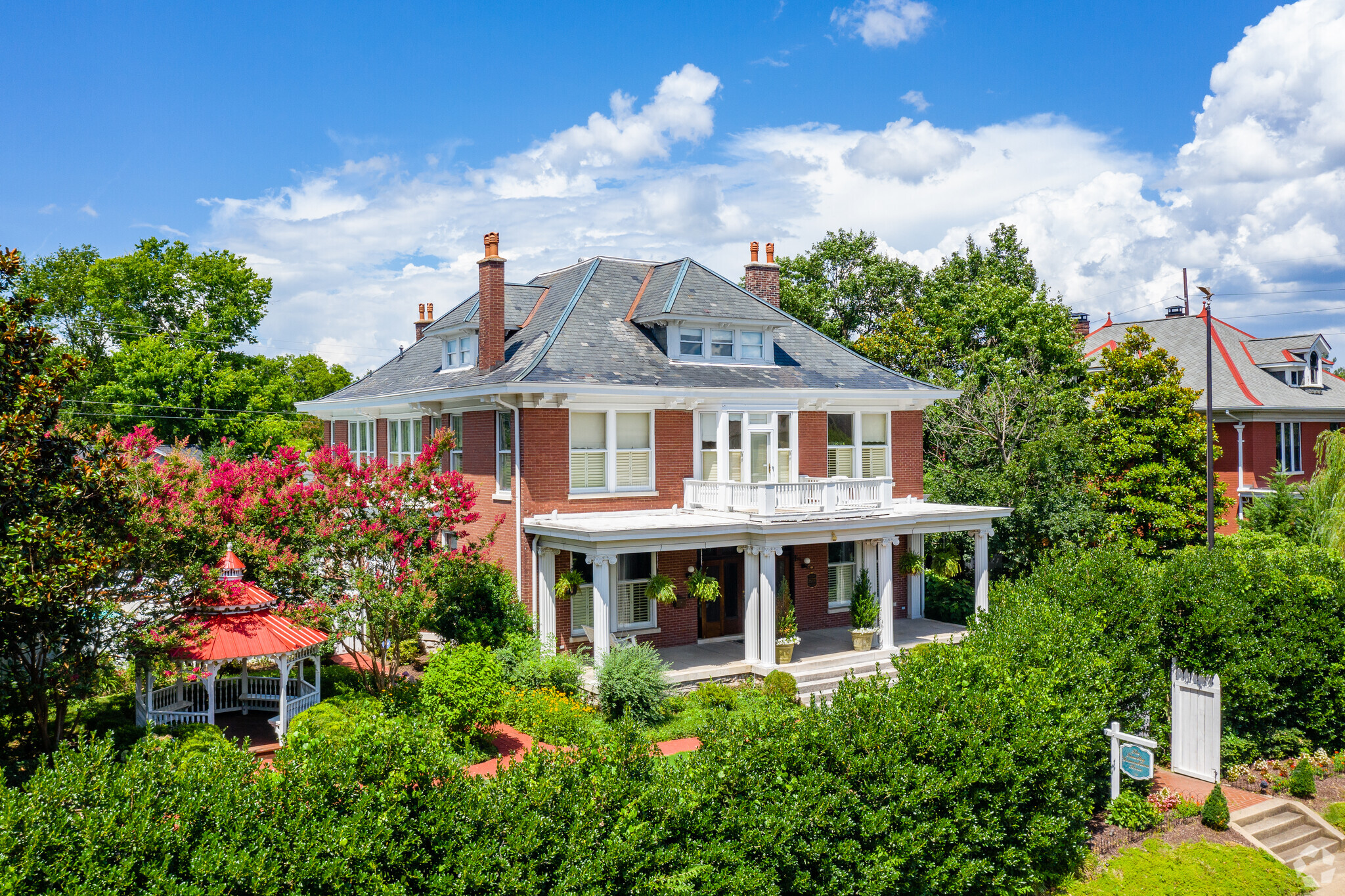 746 Benton Ave, Nashville, TN for sale Primary Photo- Image 1 of 8