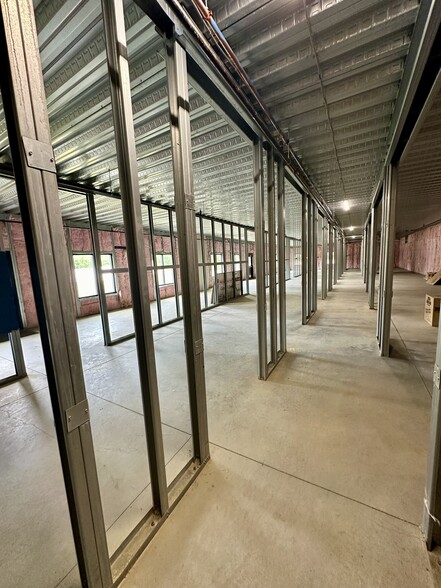 27 N Courthouse Rd, Richmond, VA for lease - Interior Photo - Image 3 of 8