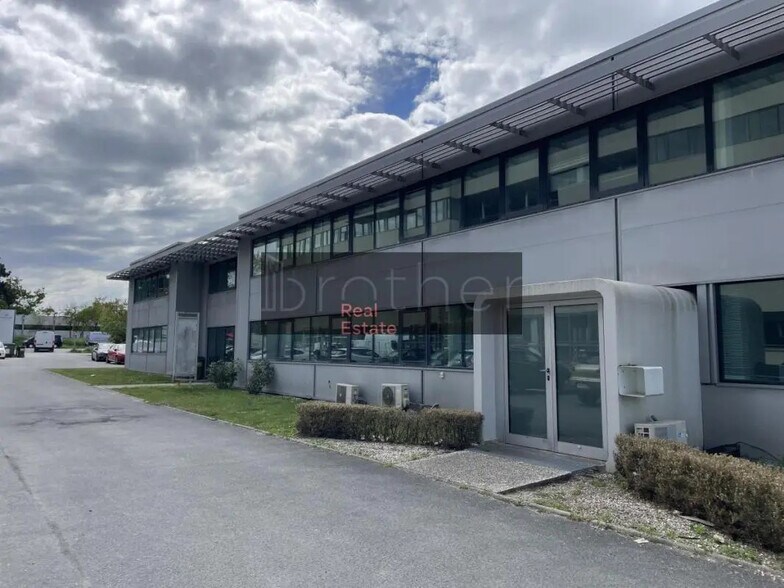 Office in Mérignac for lease - Building Photo - Image 1 of 7