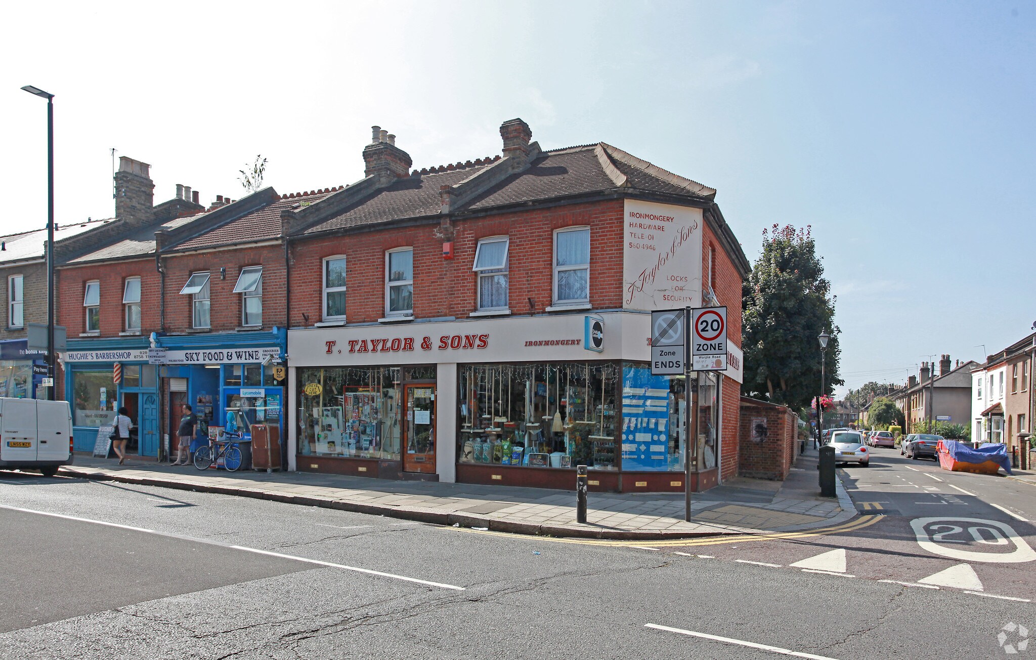 1-2 The Pavement, Isleworth for sale Primary Photo- Image 1 of 1