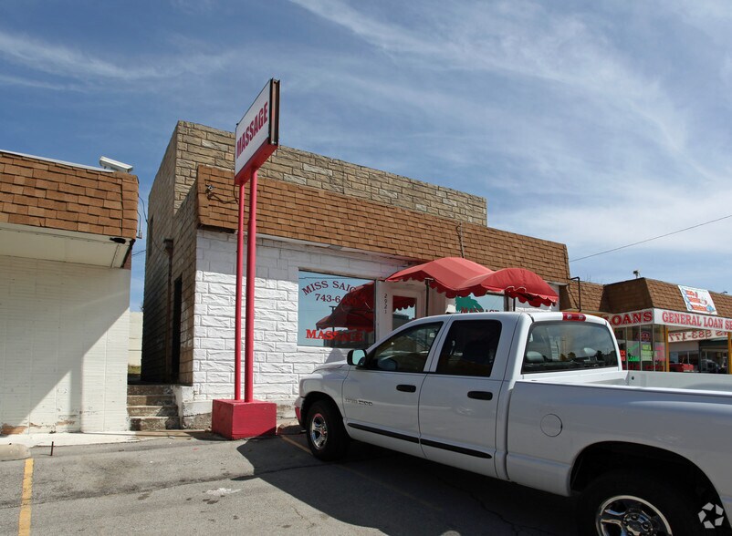 2921 S Harvard Ave, Tulsa, OK 74114 Retail for Sale