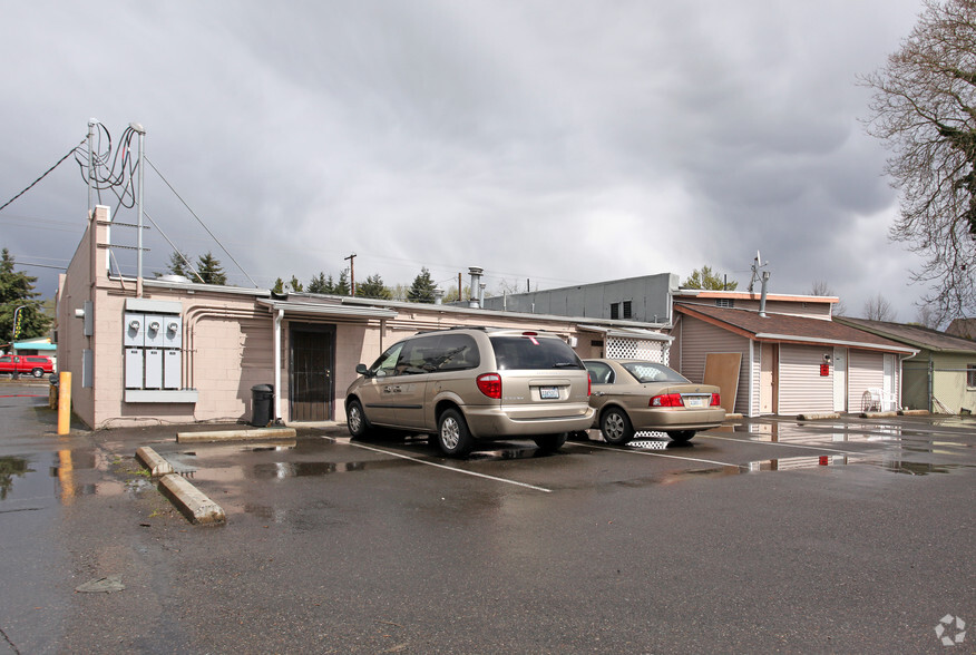 714-720 E Main Ave, Puyallup, WA for lease - Building Photo - Image 2 of 2