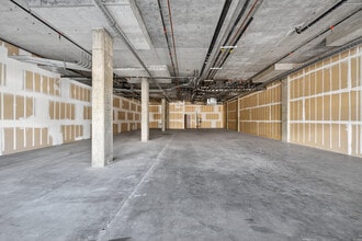 16710 Ventura Blvd, Encino, CA for lease Interior Photo- Image 2 of 5