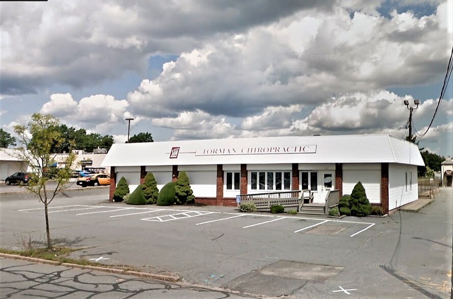 123 Rockdale Ave, New Bedford, MA 02740