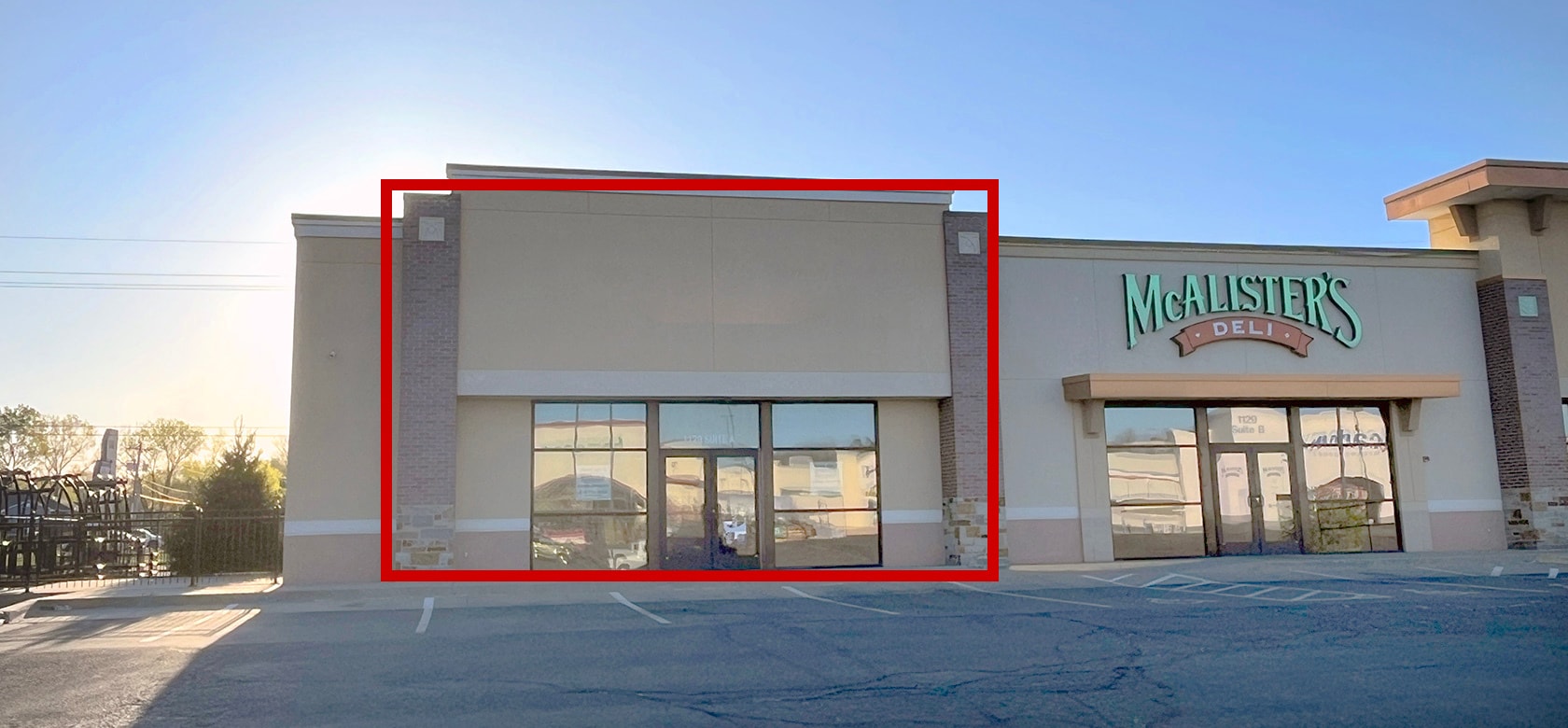1129 SW Wanamaker Rd, Topeka, KS for lease Primary Photo- Image 1 of 6