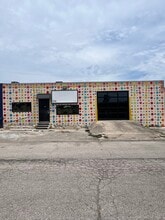 820 Shelby Ln, Austin, TX for lease Interior Photo- Image 1 of 7