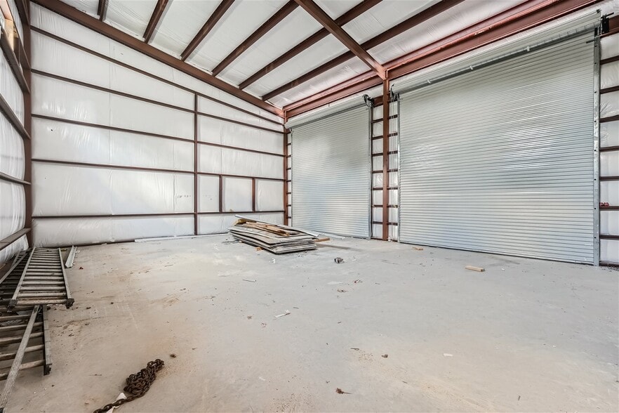 16400 Parkview Dr, Austin, TX for lease - Interior Photo - Image 2 of 8