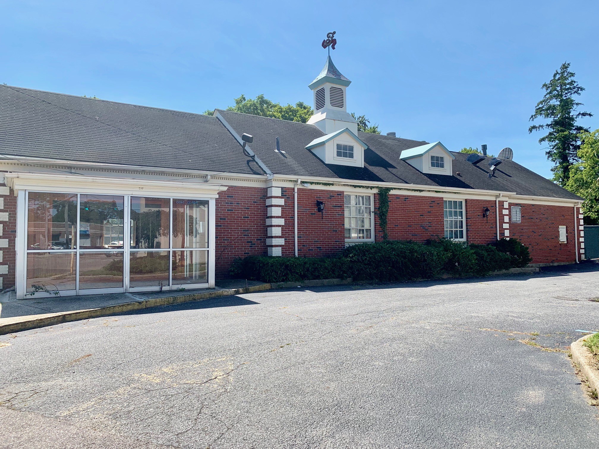 292 Little East Neck Rd, West Babylon, NY for sale Building Photo- Image 1 of 1