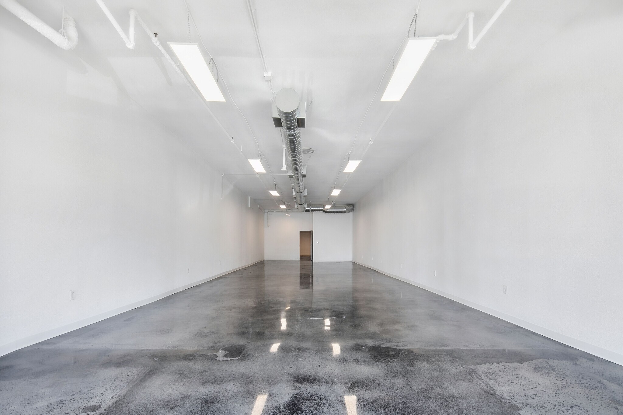 5166-5190 Atlantic Ave, Long Beach, CA for lease Interior Photo- Image 1 of 17