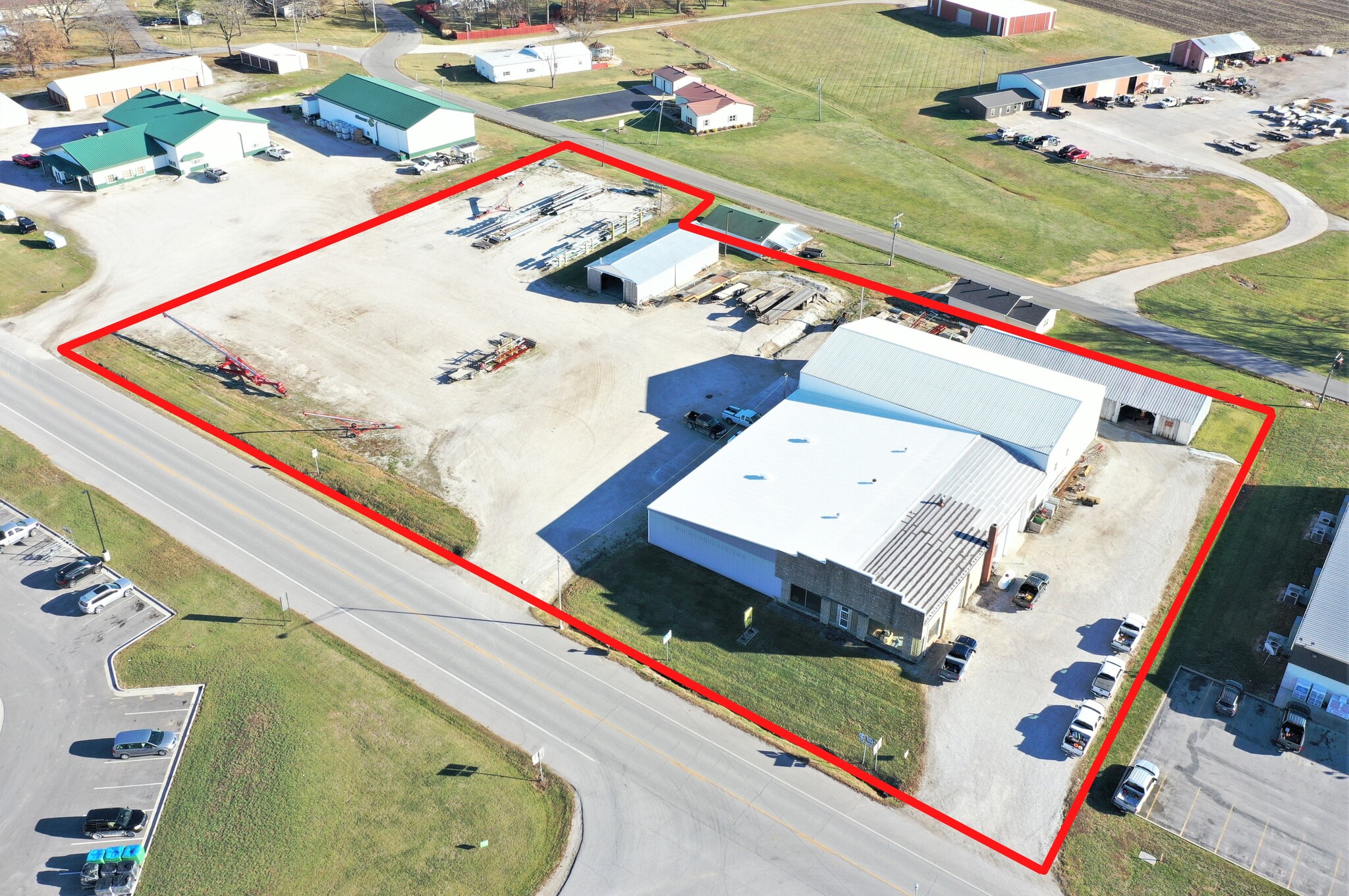 401 E Highway 24, Salisbury, MO for sale Primary Photo- Image 1 of 1